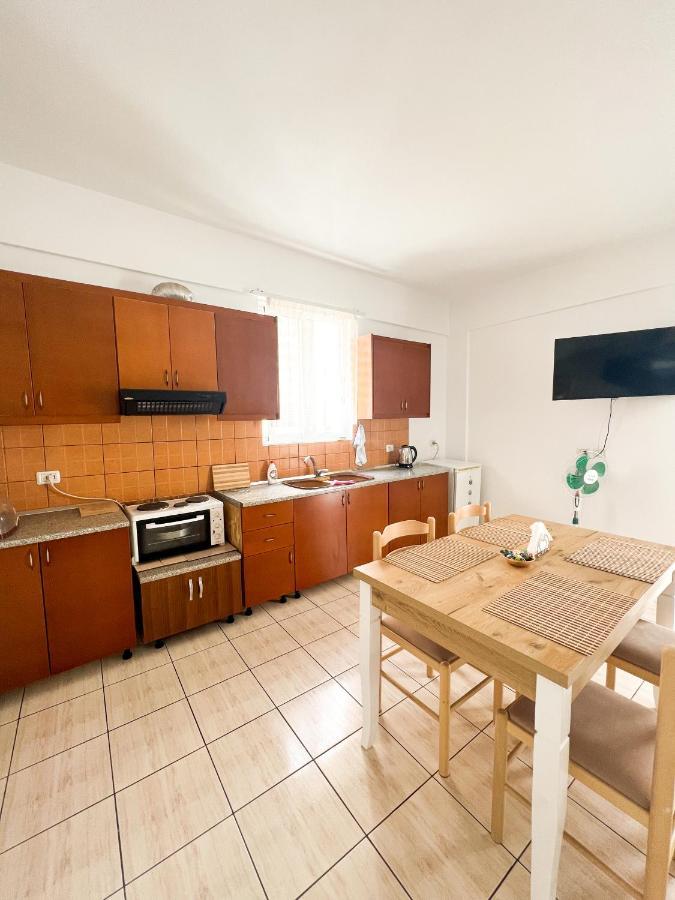 Garden Villa Sarande Apt-6 Ngoại thất bức ảnh